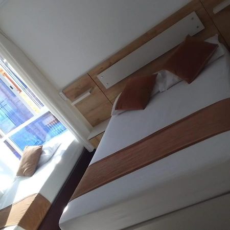 Hotel Gutier ريونيغرو المظهر الخارجي الصورة
